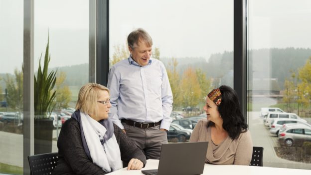 Student internship | For eight different training jobs | elobau