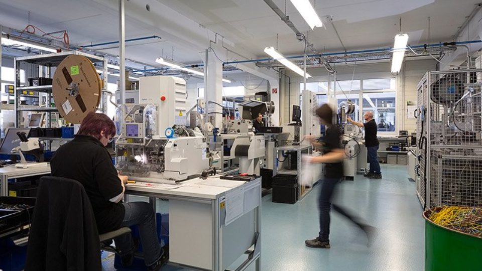 Produktion bei elobau