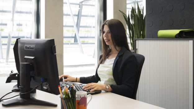 Student internship | For eight different training jobs | elobau