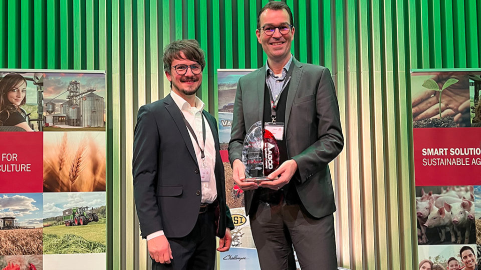 News - AGCO awards elobau as supplier of the year 2022 - elobau