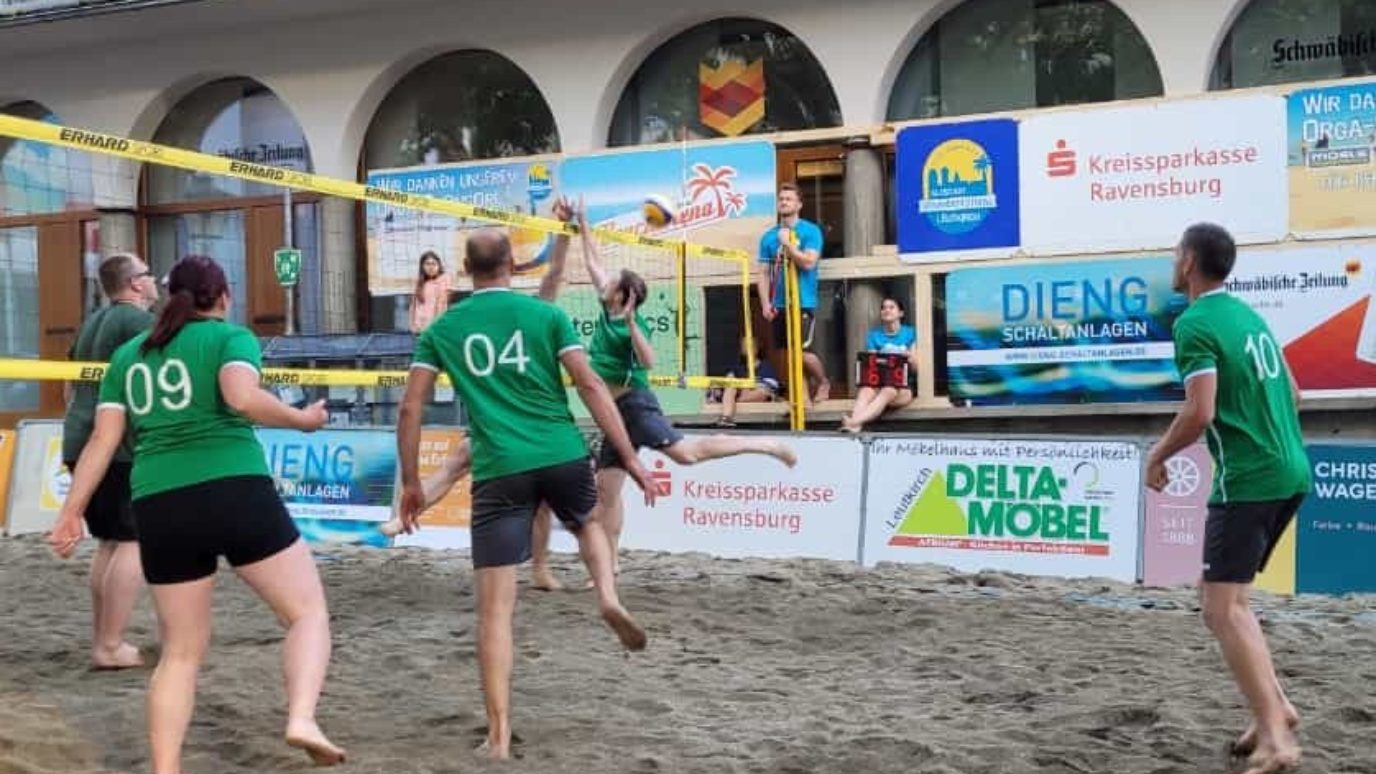 News - elobau-Team siegt bei Beachvolleyballturnier des Leutkircher Altstadtfests - elobau