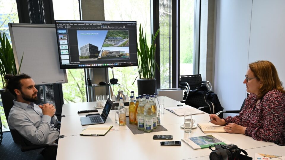 News - Was bedeutet Nachhaltigkeit für elobau? Das Fachmagazin AUTOMATION im Gespräch mit Nachhaltigkeitsmanager Pascal Schwarz - elobau